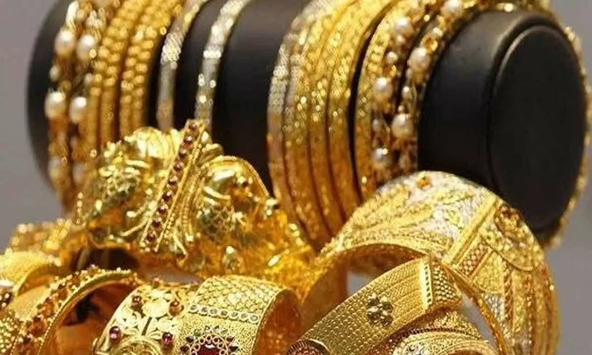 Gold scales record high on growing bets for US interest rate cut in June