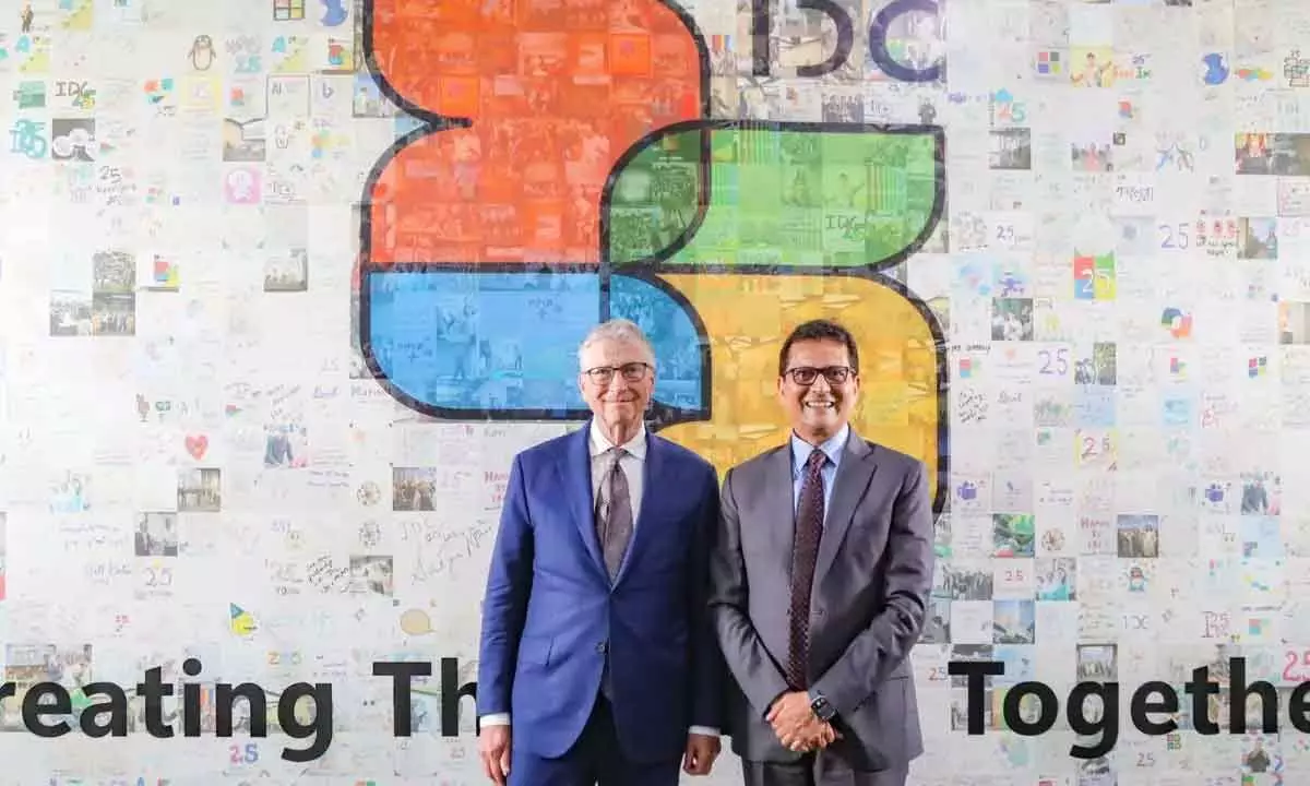 Bill Gates Microsoft  co-founder and  Philanthropist with Rajiv Kumar, MD, Microsoft IDC, in  Hyderabad on  Wednesday