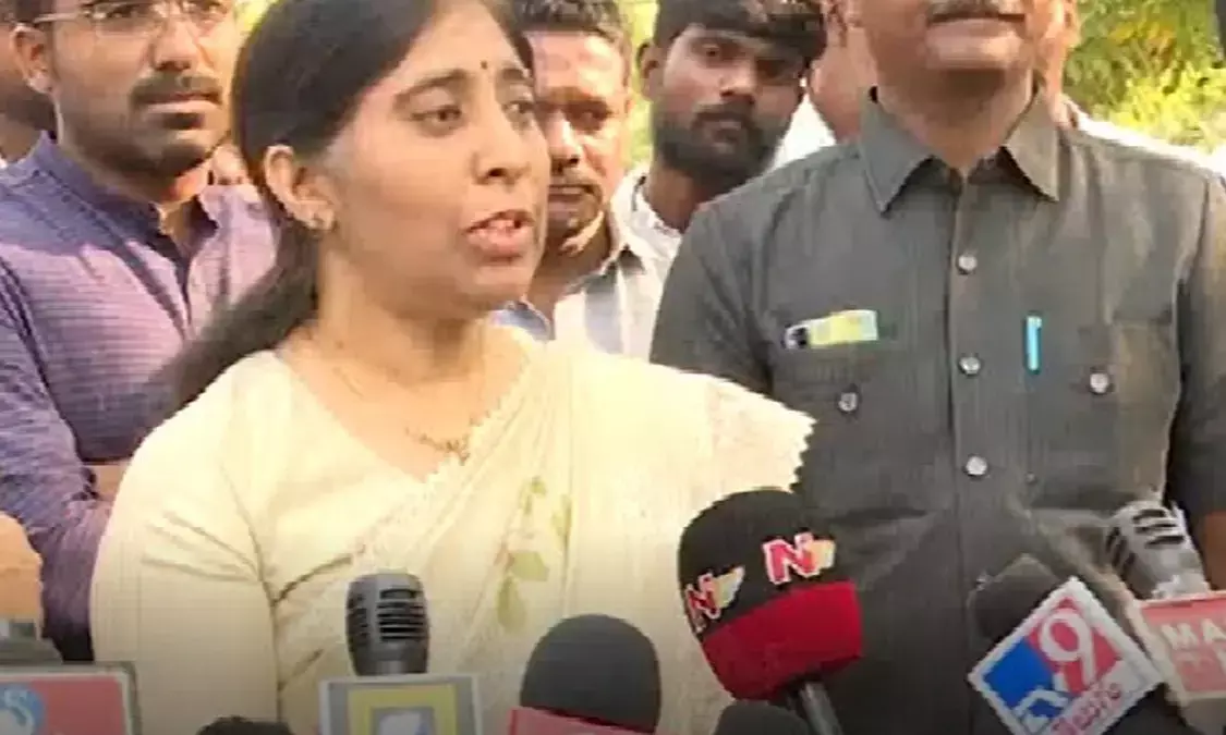 Vivekananda murder case investigation stalled, alleges Dr Suneetha