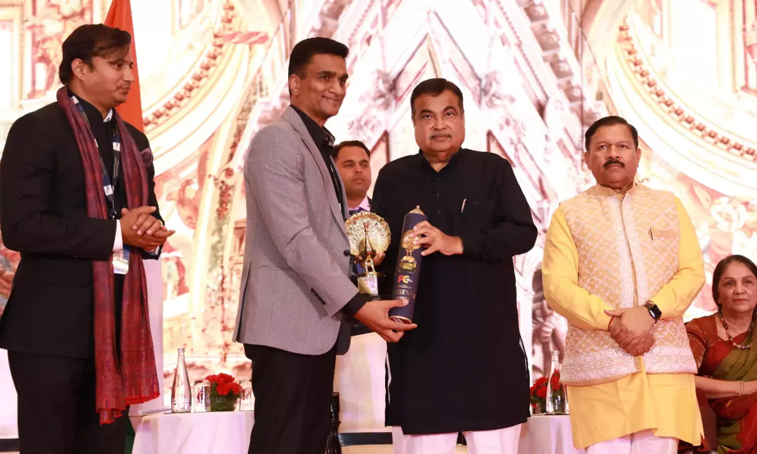 Dr Komatireddy Suryapavan Reddy bags Indian Achievers Award