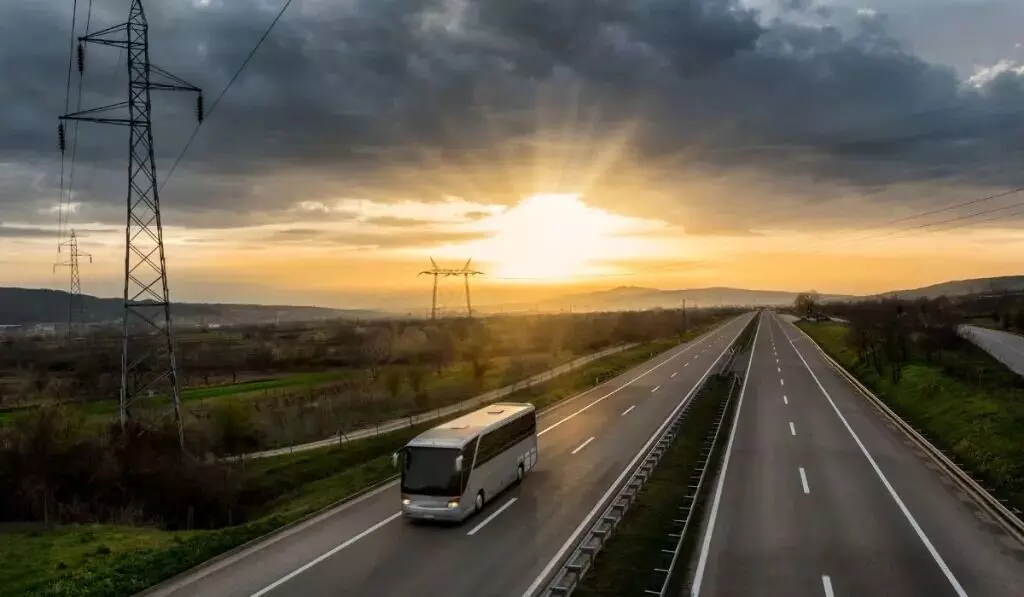 Beyond the Destination: Unveiling the Human Connection on Your Bus Journey Through India Beyond the Destination: Unveiling the Human Connection on Your Bus Journey Through India