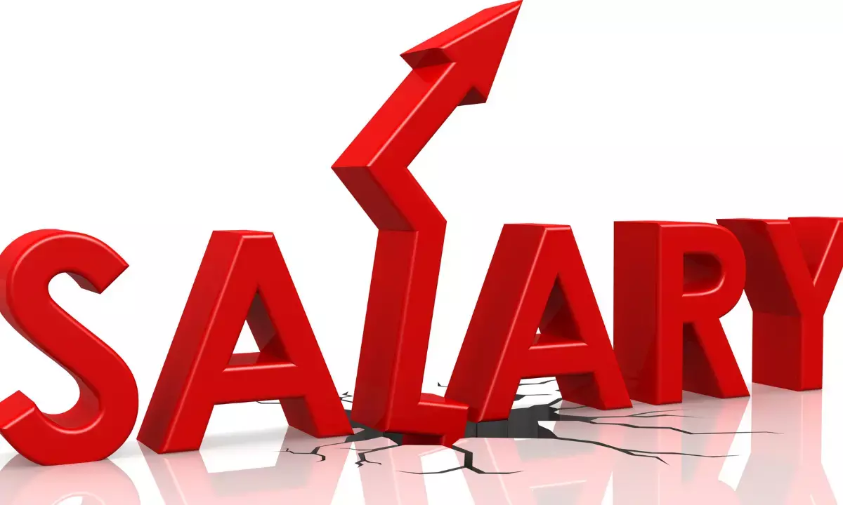 LIC gives 17% wage hike for its employees