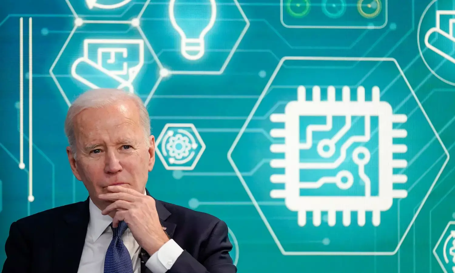 Biden touts government investing $8.5 billion in Intels computer chip plants in 4 states