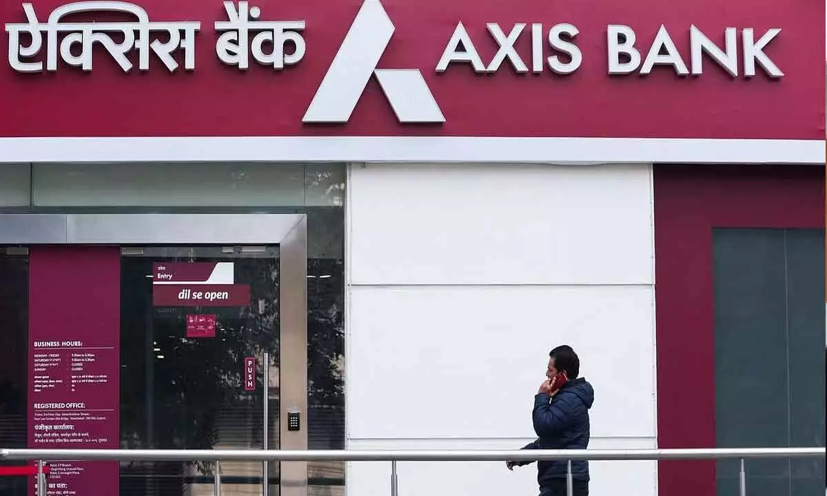 Axis Bank introduces US dollar fixed deposit