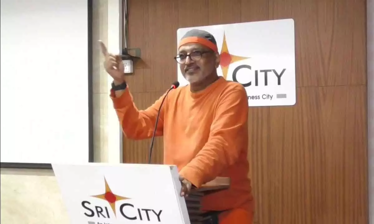 Swami Mitrananda visits Sri City