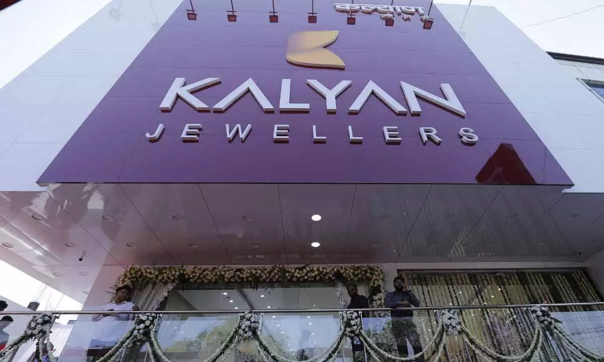 Kalyan Jewellers unveils revamped showroom in Kadapa