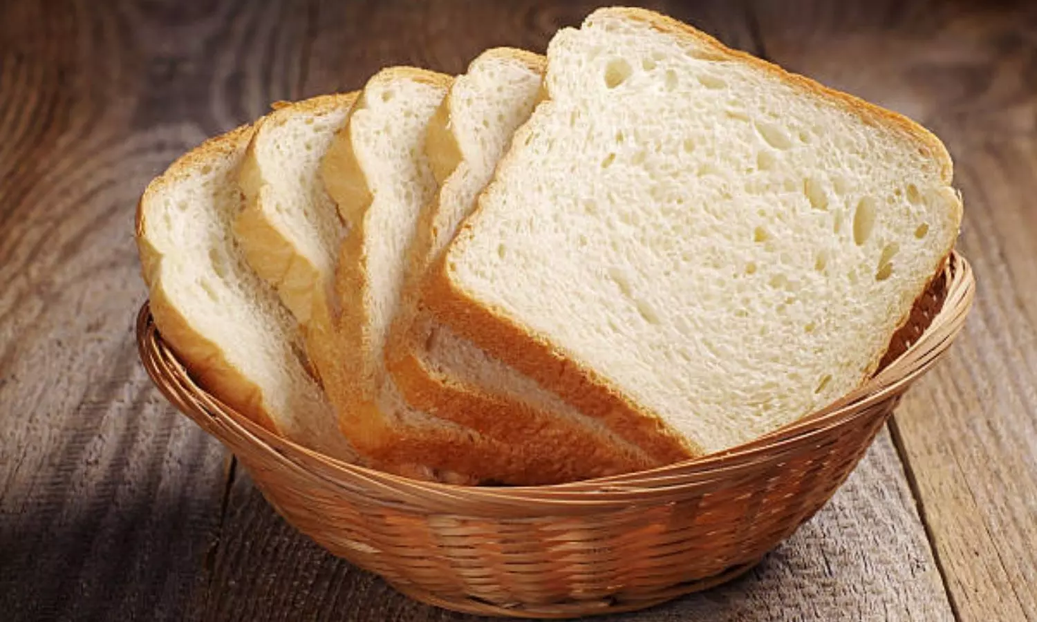White Bread - Understanding the Added Sugar Content in a Slice and a Loaf