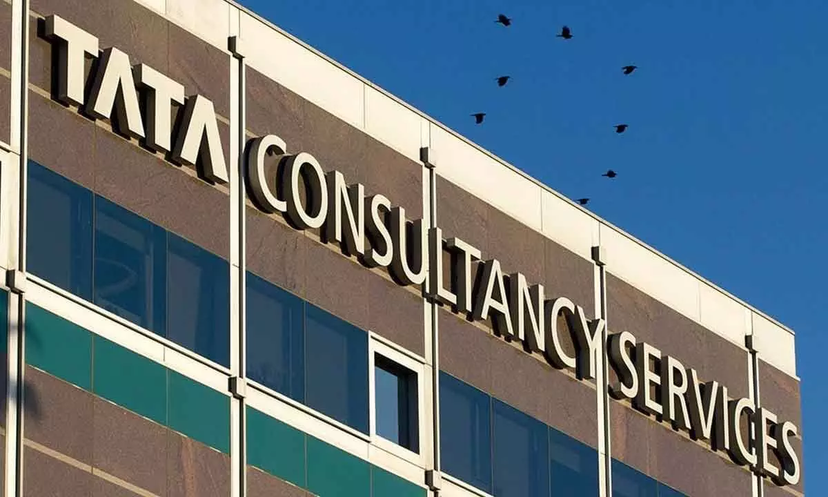 TCS Q4 net jumps 9% to Rs 12,434 cr