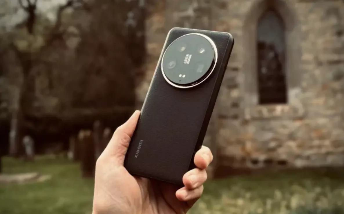 Xiaomi 14 Ultra Users Alert: HyperOS 3 Android 16 Update Nears Release