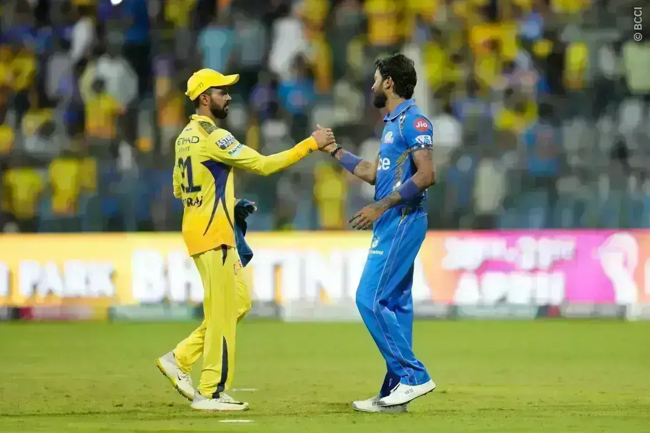 Ruturaj Gaikwad and Hardik Pandey at Wankhede Stadium on Sunday night; PC: IPLT20.com