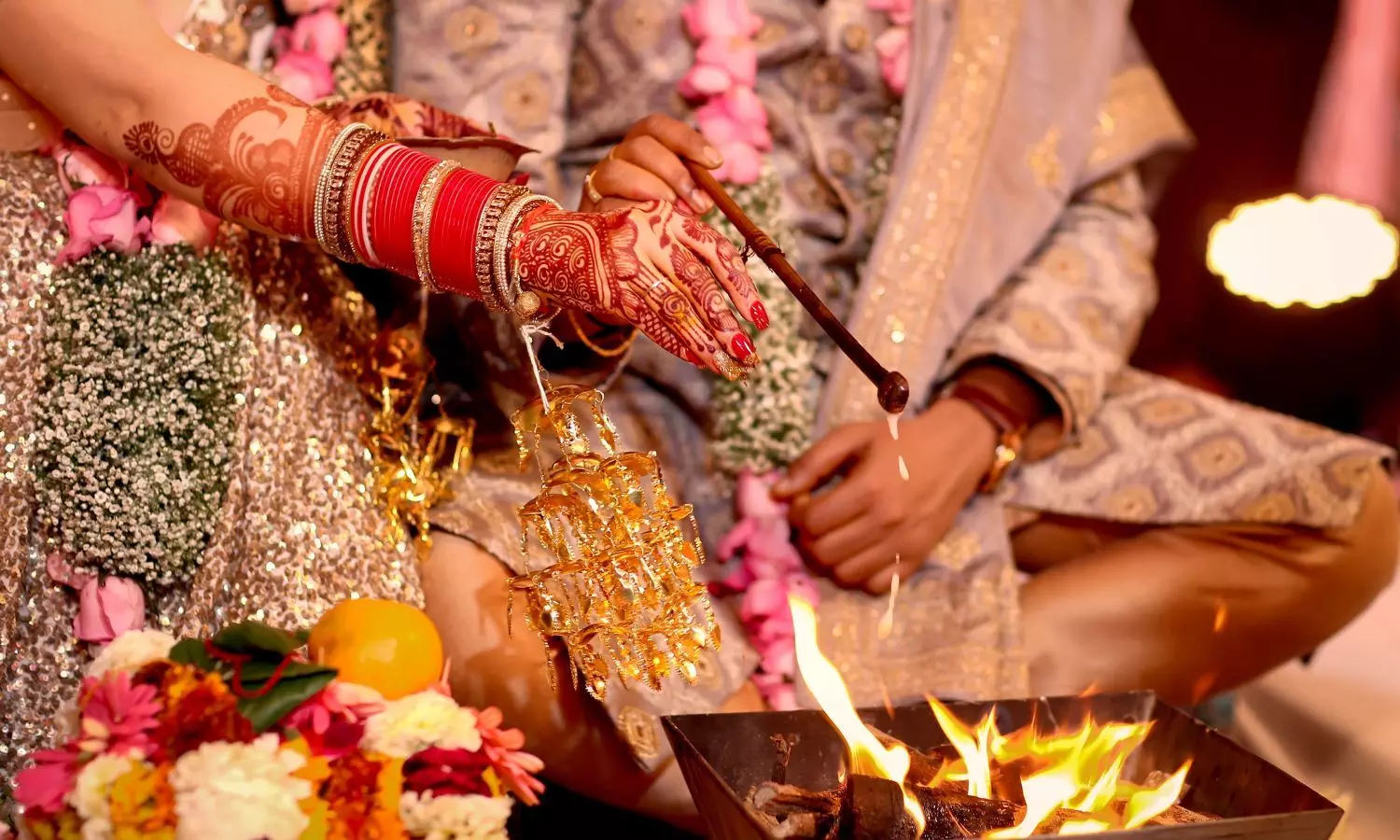 Gujarati Couple Gives Away ₹200 Crore Fortune In Grand Ceremony Gujarati Couple Gives Away ₹200 Crore Fortune In Grand Ceremony