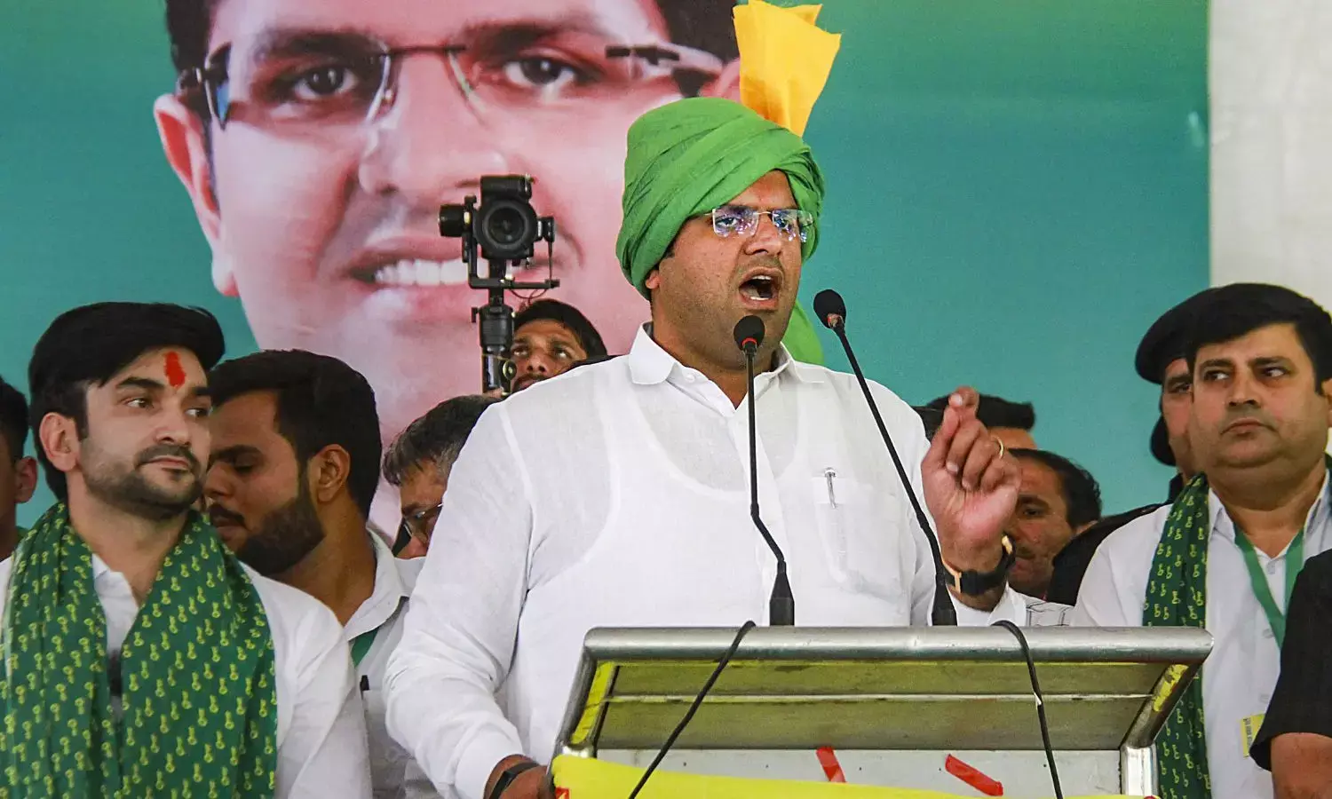 Haryana Political Crisis - Dushyant Seeks Floor Test Amidst Turmoil