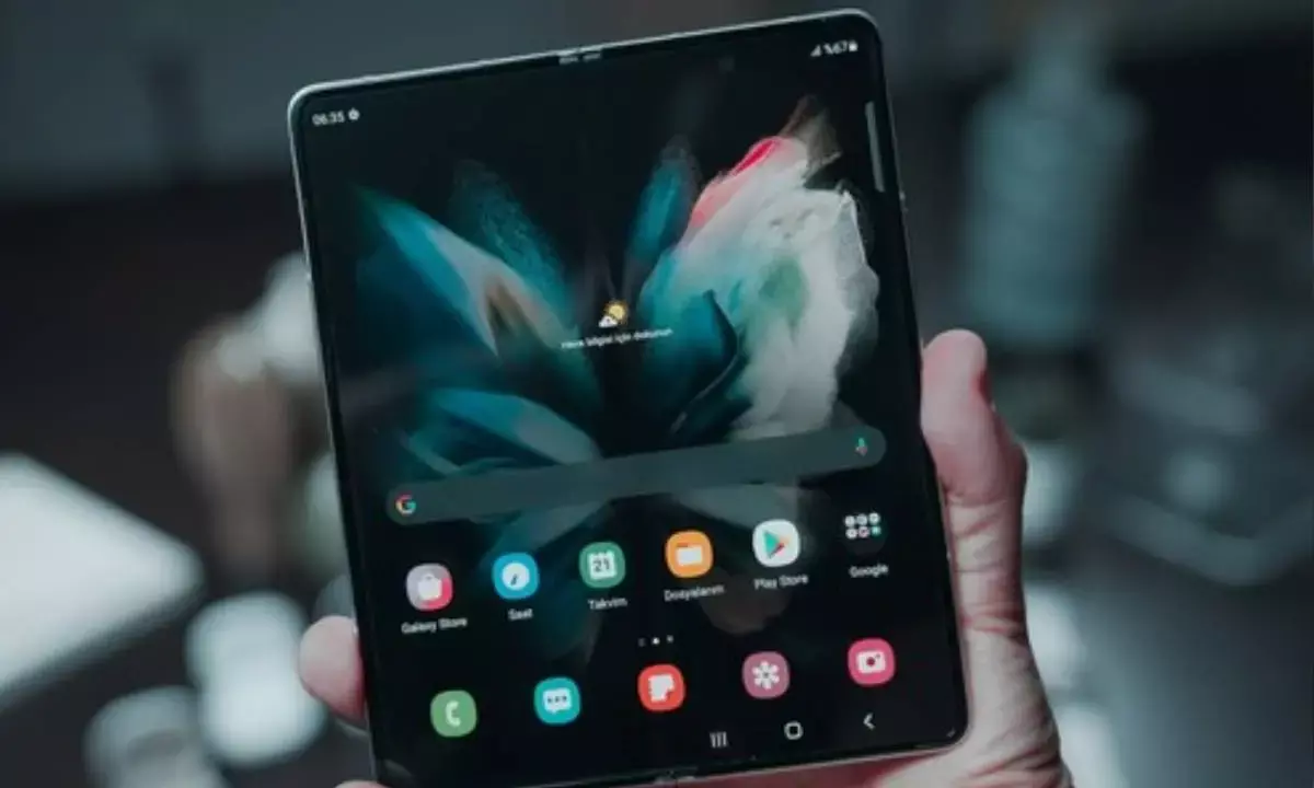 Samsung Galaxy Z TriFold Breaks in Bend Test: Durability Concerns Rise