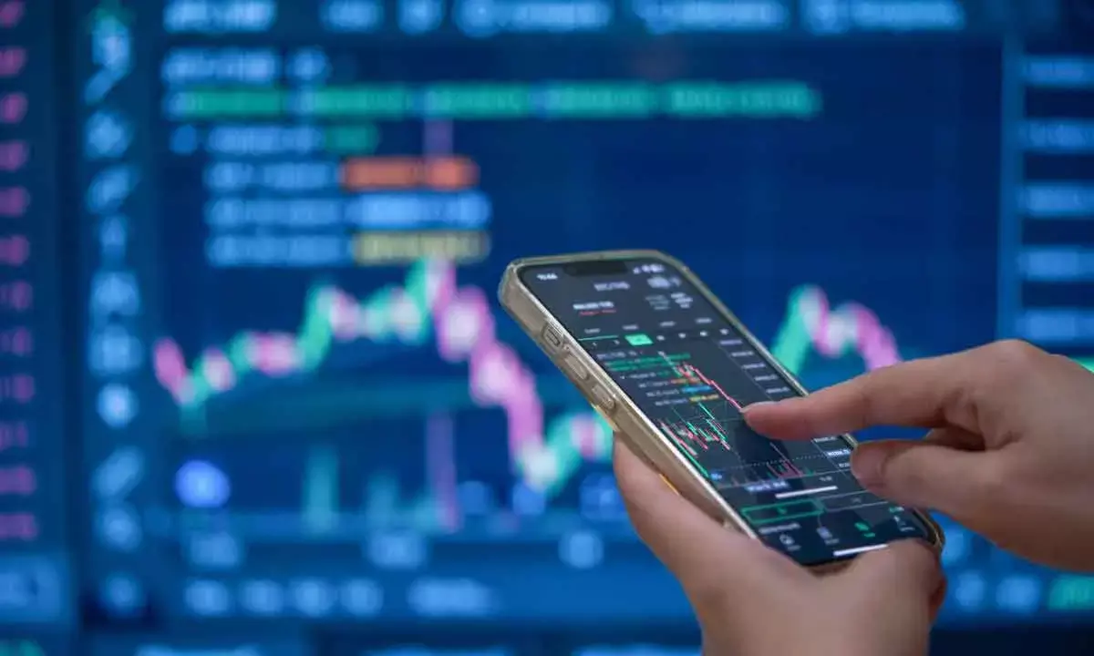 Charts indicate breakout continuation