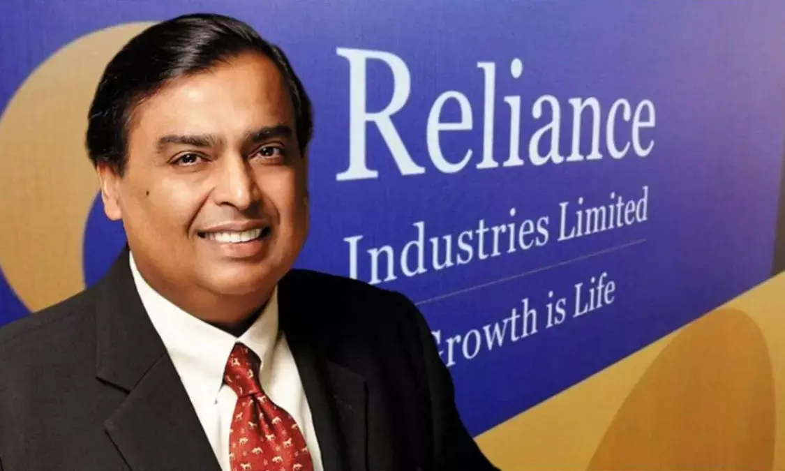 Reliance net profit drops 5% in Q1 on weak O2C business