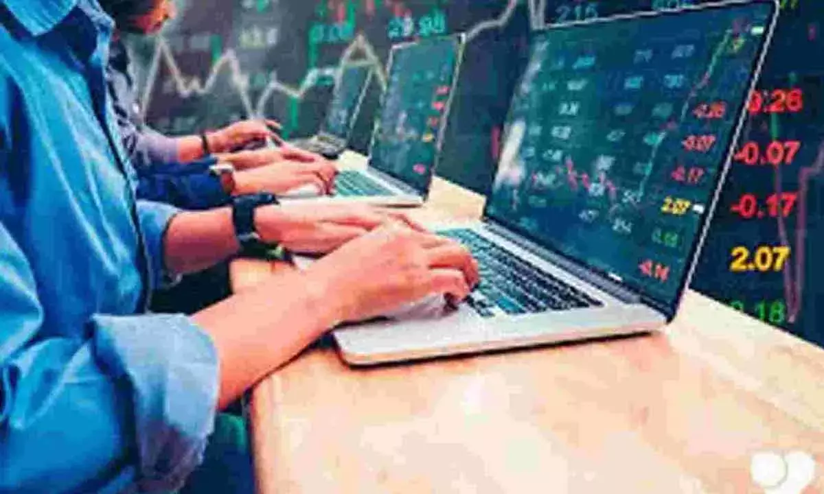 Options data holds narrow-range trading