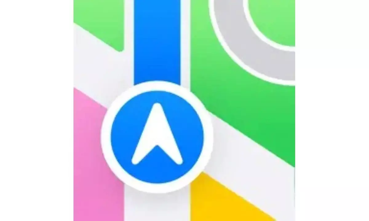 Apple takes on Google, launches Maps on the web in public beta