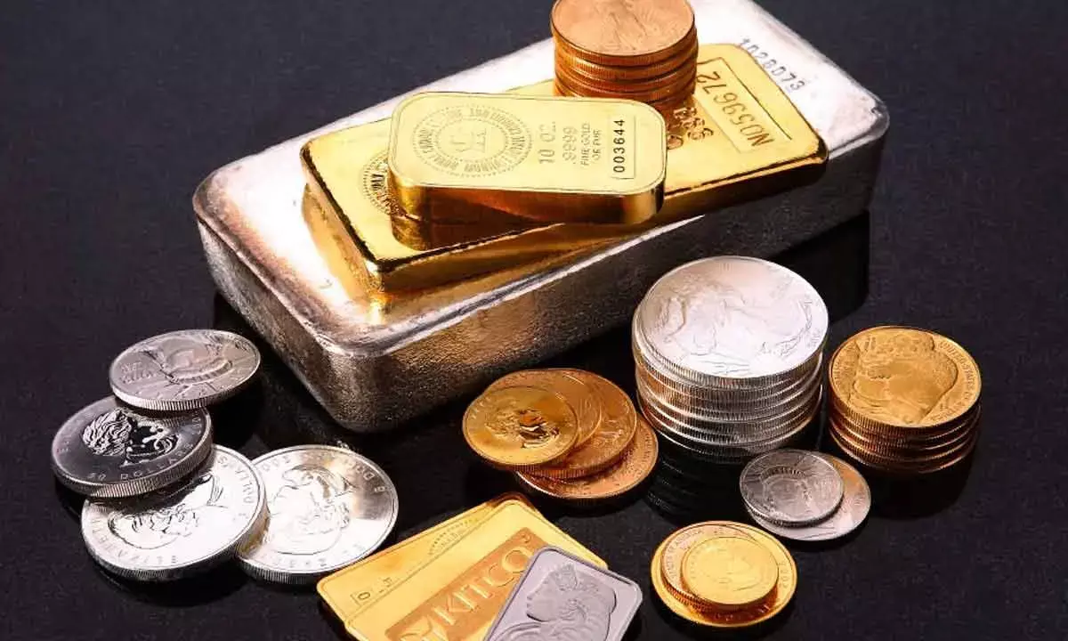 Silver Futures Dip On Lower Bets