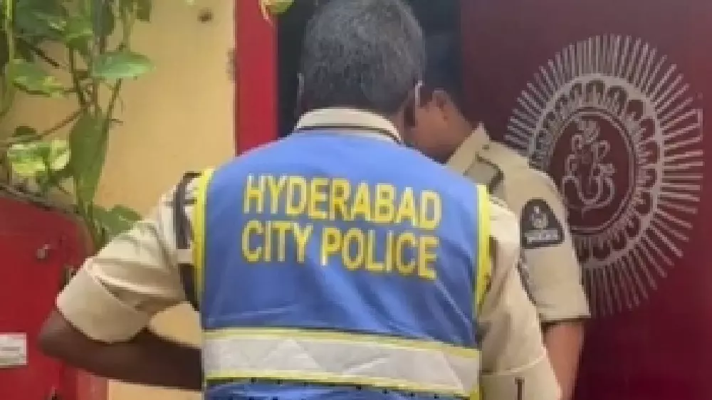 Hyderabad police on alert to stop illegal immigrants from Bangladesh Hyderabad police on alert to stop illegal immigrants from Bangladesh