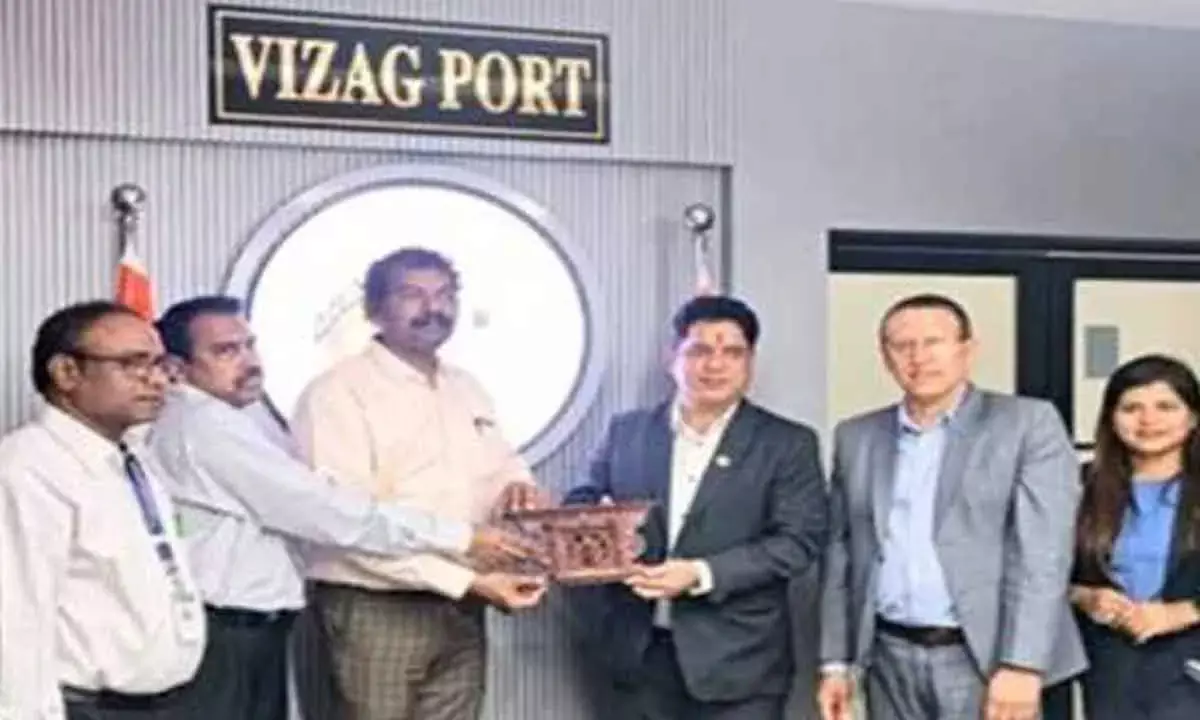 Nepal team holds talks with Vizag Port officials