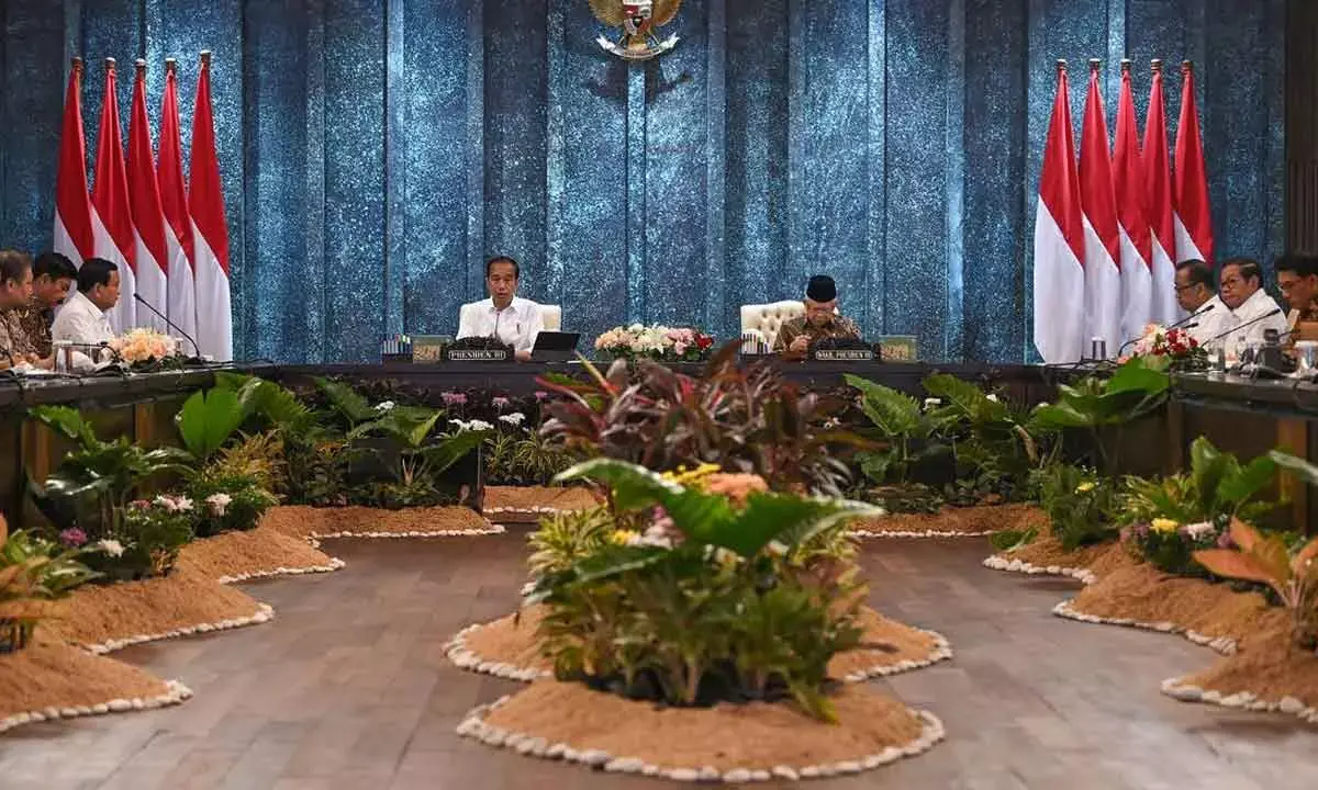Prez Widodo holds cabinet meet in Nusantara