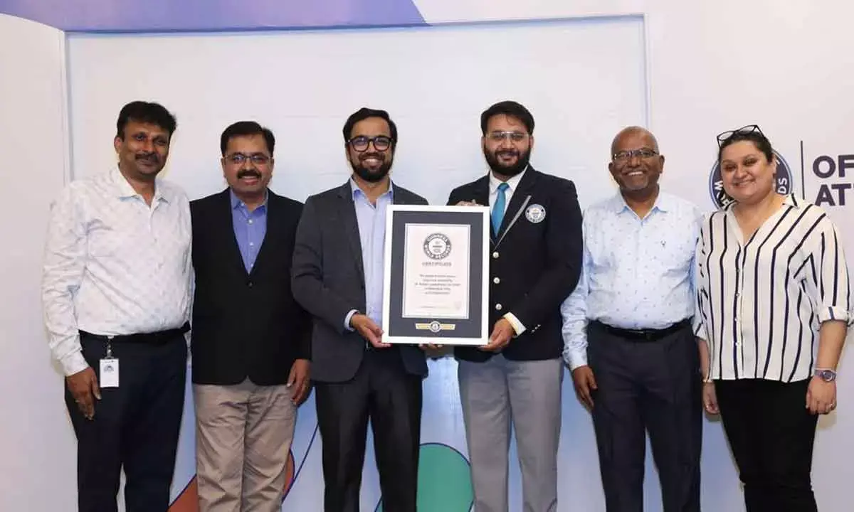 Guinness award to DRL for largest brochure mosaic