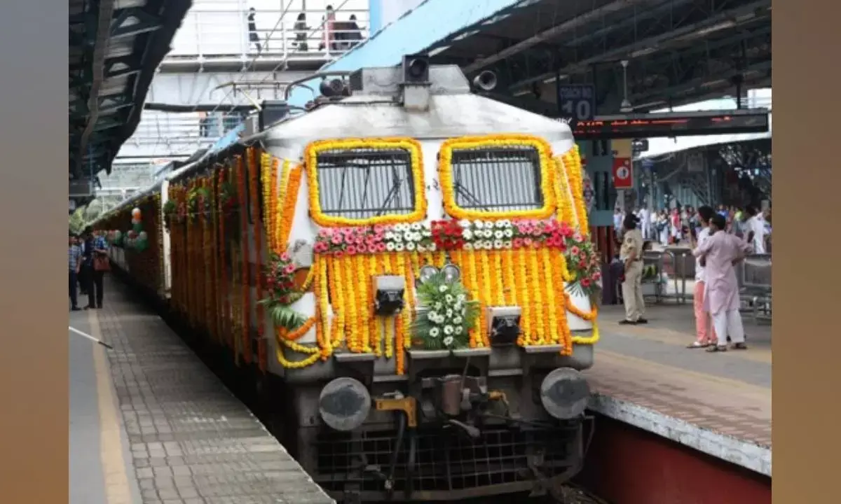Piyush Goyal & Ashwini Vaishnav flag off new bi-weekly train between Banda and Madgaon