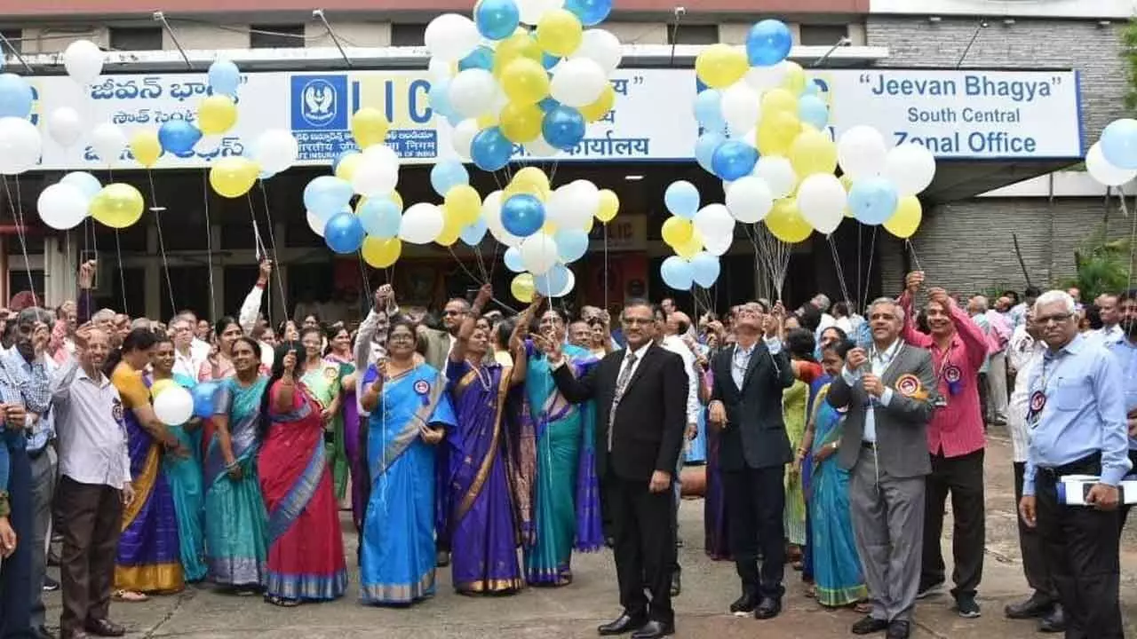 LIC celebrates 68th anniversary in Hyd LIC celebrates 68th anniversary in Hyd