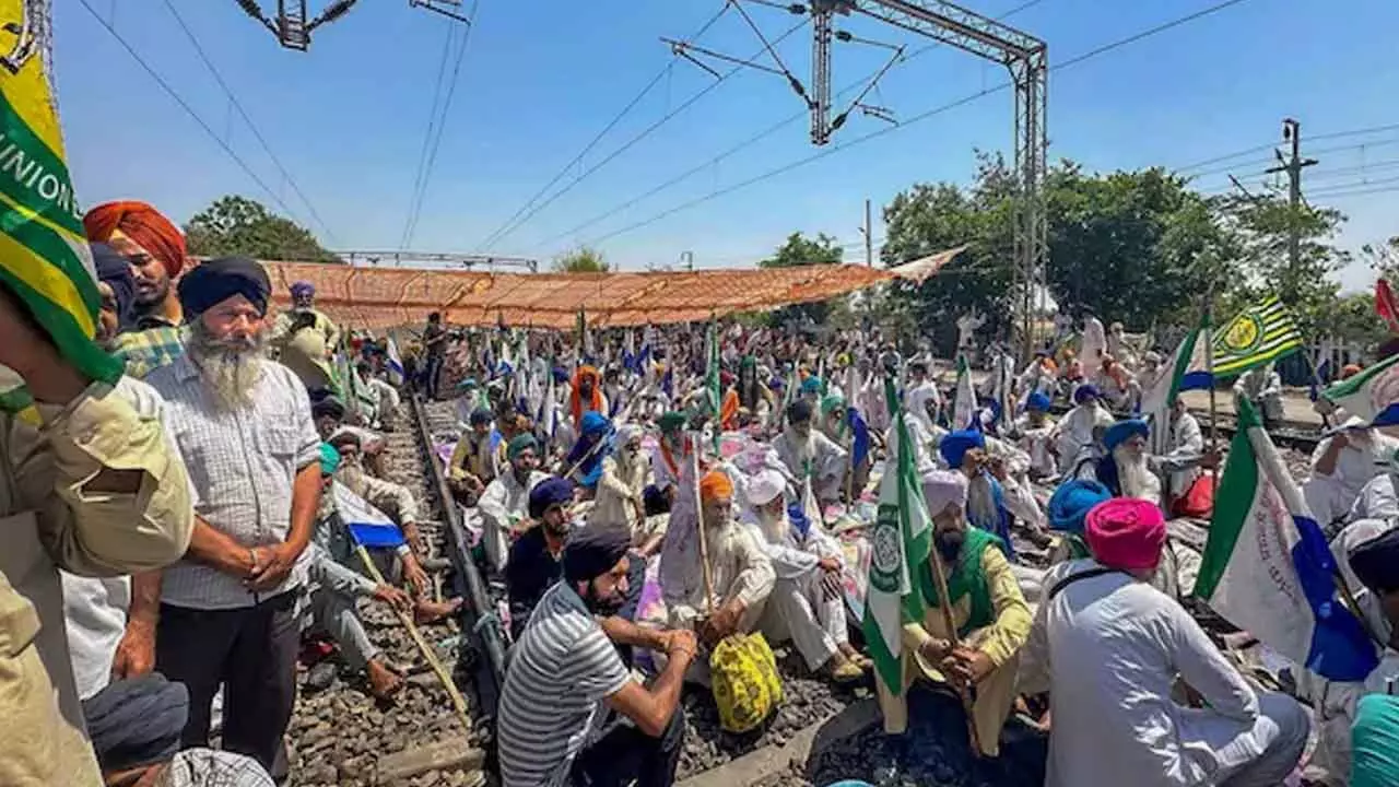 SC forms panel to resolve farmer protests at Punjab-Haryana border SC forms panel to resolve farmer protests at Punjab-Haryana border