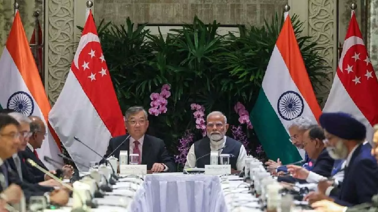 Explore India’s immense investment potential, Modi tells top S’pore CEOs Explore India’s immense investment potential, Modi tells top S’pore CEOs