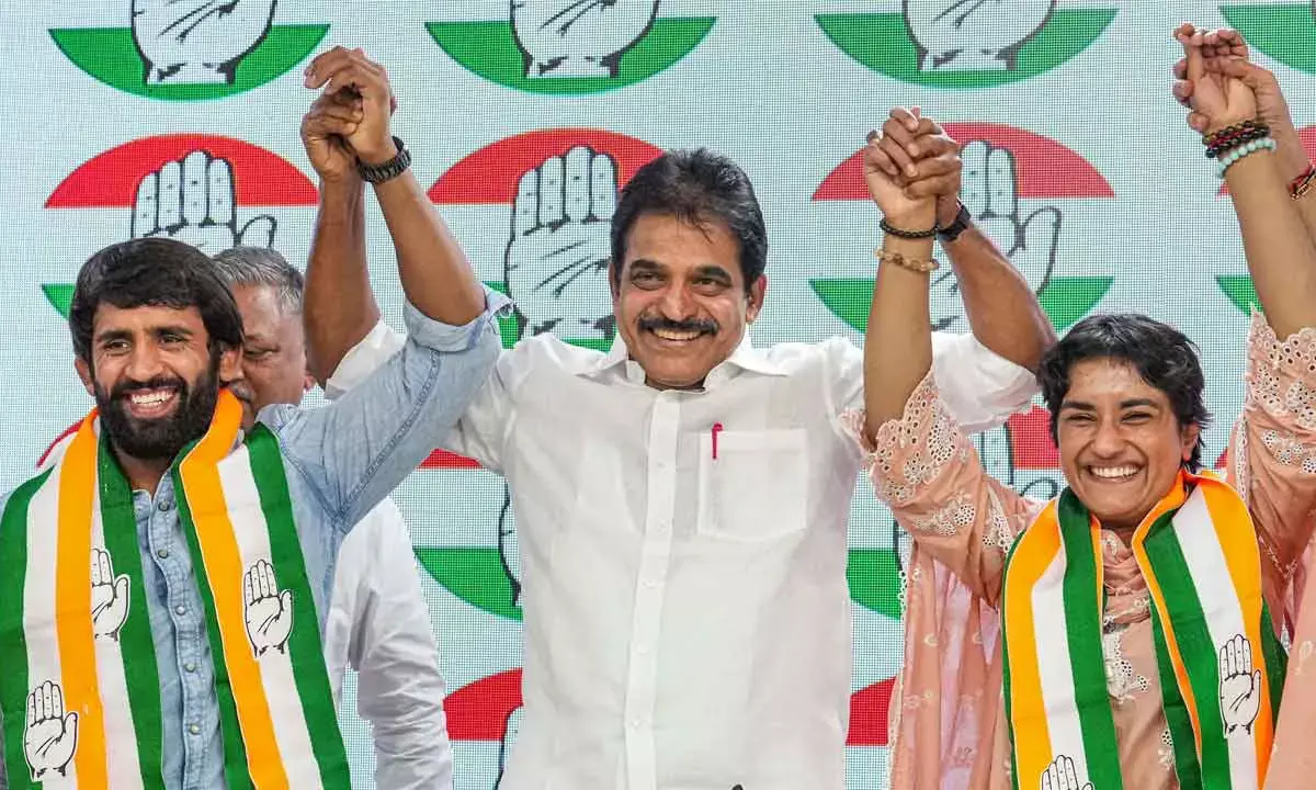 Phogat, Punia join Congress, may contest Haryana polls