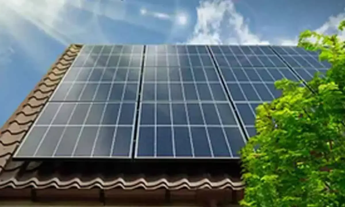 Gujarat to install solar roof systems on govt buildings
