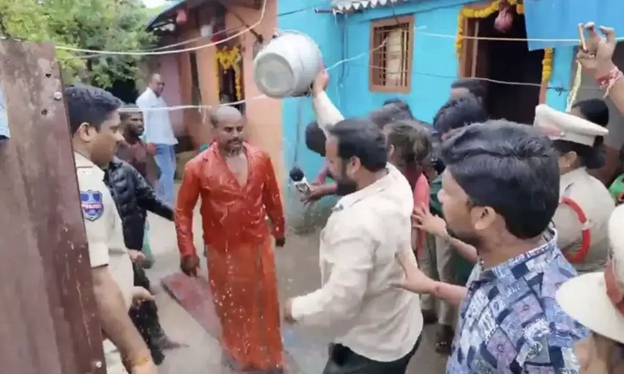 Residents in Madhapur booked for obstructing demolition by HYDRAA