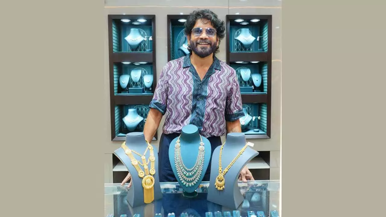 Kalyan Jewellers opens new outlet in hyderabad Kalyan Jewellers opens new outlet in hyderabad