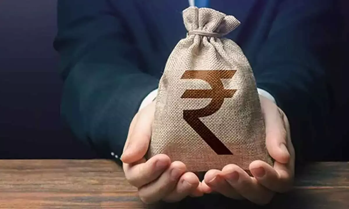 Rupee Settles 1Ps Higher At 84.84/$