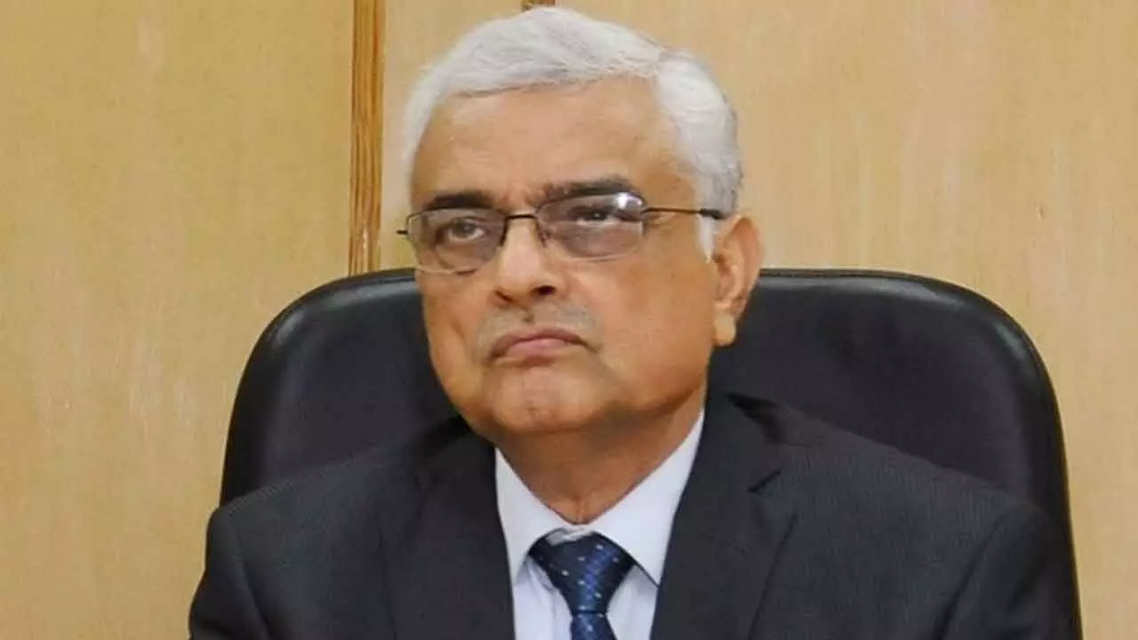 ECI Competent Enough To Conduct Simultaneous Elections: Ex-CEC Rawat ECI Competent Enough To Conduct Simultaneous Elections: Ex-CEC Rawat