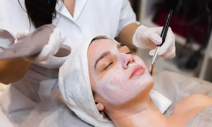 Enjoy the best facial of your life at your local Toa Payoh beauty salon