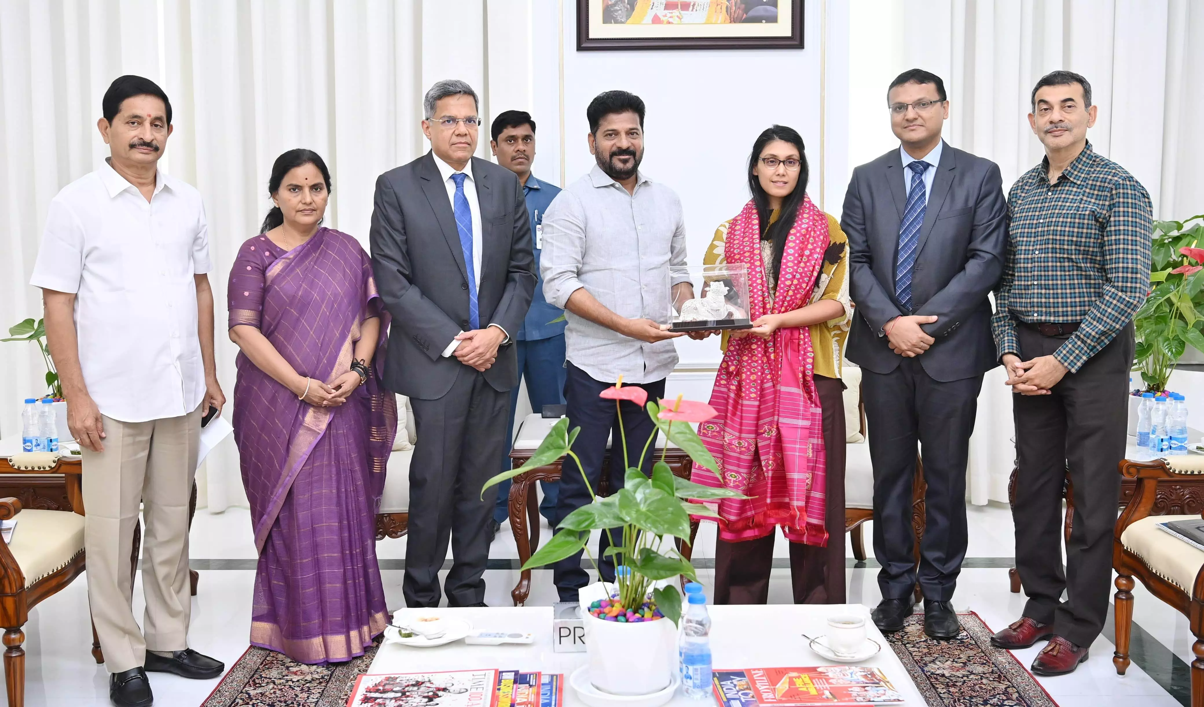 HCL Technologies Chairperson Roshni Nadar Meets Telangana Chief Minister Revanth HCL Technologies Chairperson Roshni Nadar Meets Telangana Chief Minister Revanth