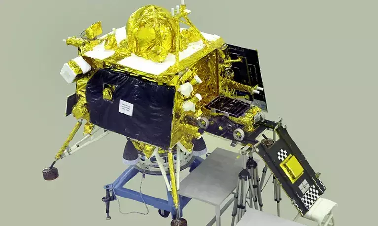 Chandrayaan-3 Lands on What May Be the Moons Oldest Craters, Say Researchers