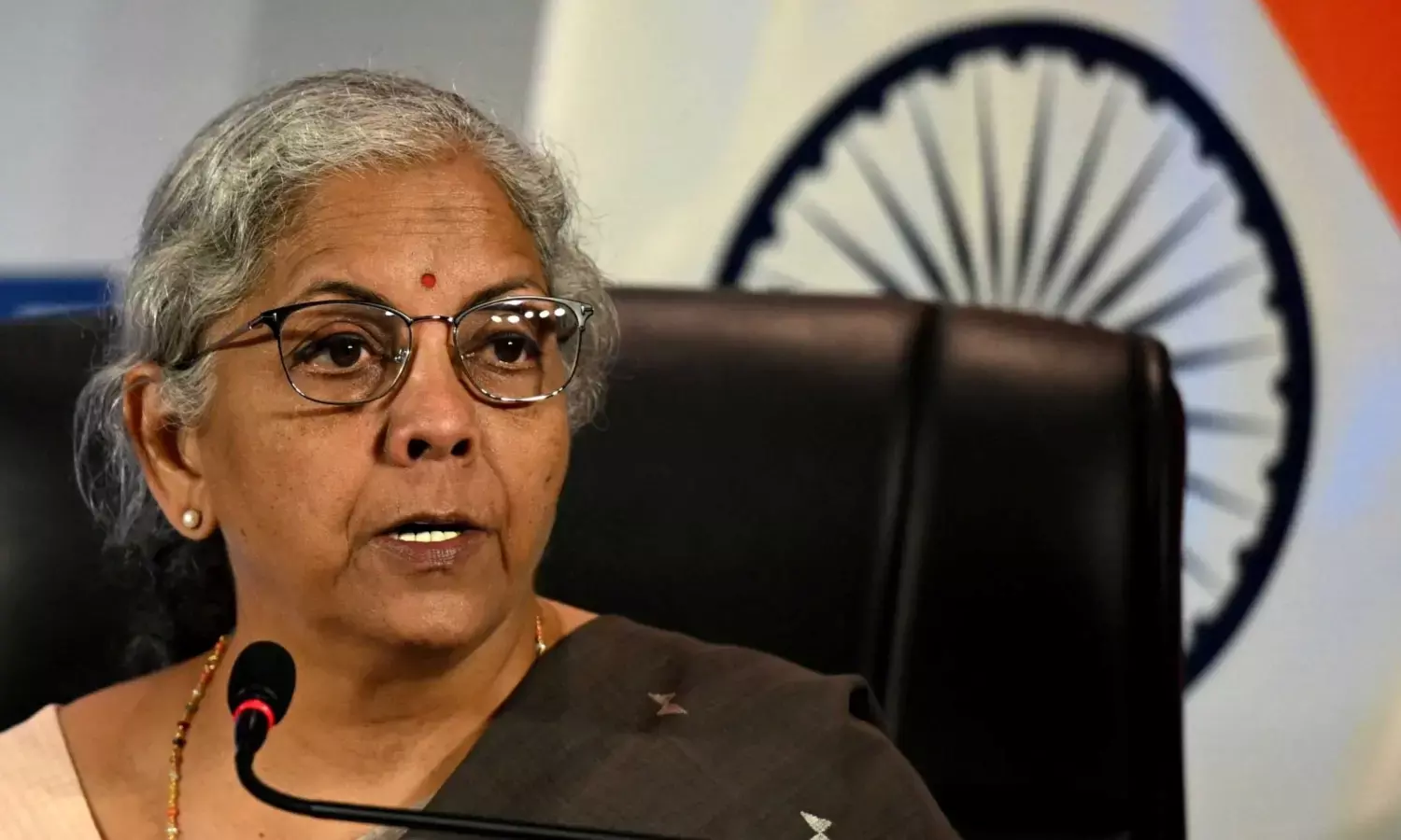 Karnataka HC Halts Investigation on Nirmala Sitharaman and Others Amid Electoral Bonds Extortion Allegations