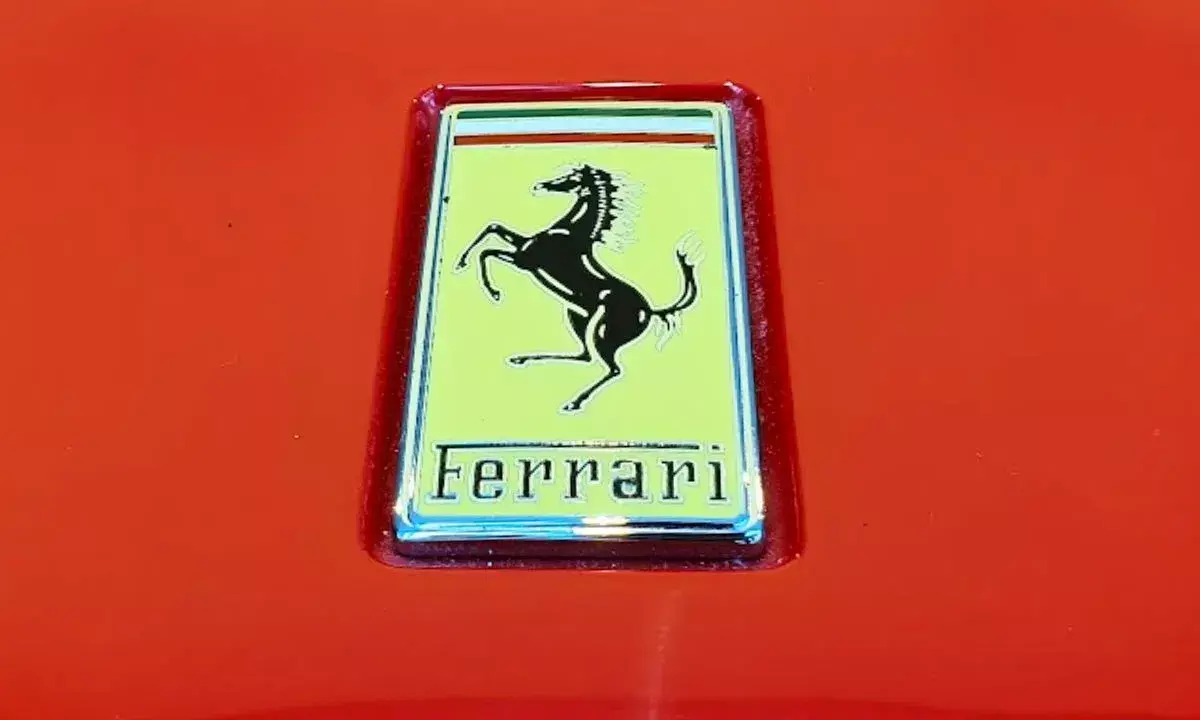 Apple AirPods Track Down Stolen ₹4.8 Crore Ferrari