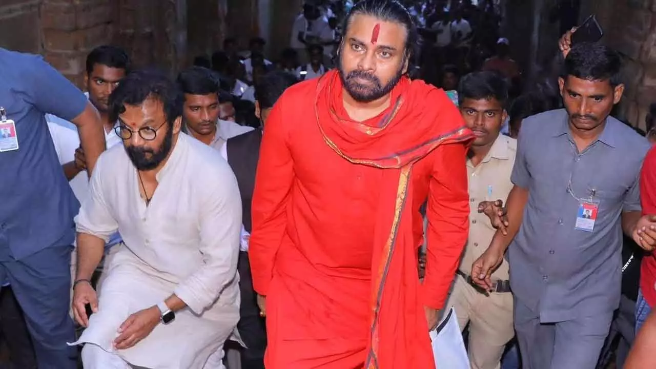 Pawan Kalyan Renounces 11-Day Penance At Tirumala Pawan Kalyan Renounces 11-Day Penance At Tirumala