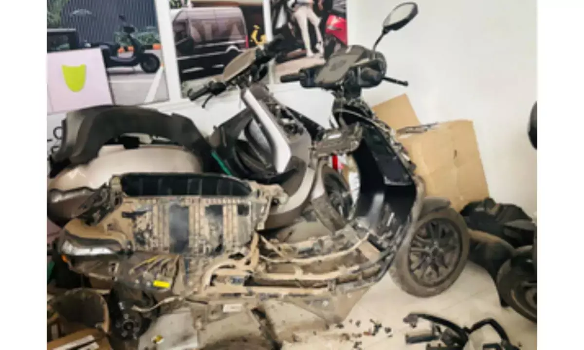 Govt notice, poor service, tanking stock: Ola Electric skids off the road