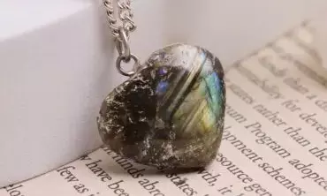 Labradorite Magic: Jewel, Home Decor, and Spiritual Friend