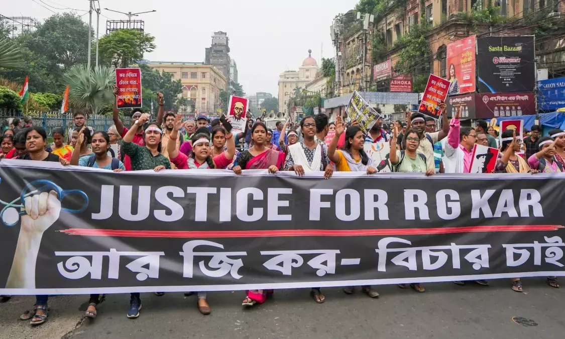 50 Senior Doctors at RG Kar Resign, Join Ongoing Agitation