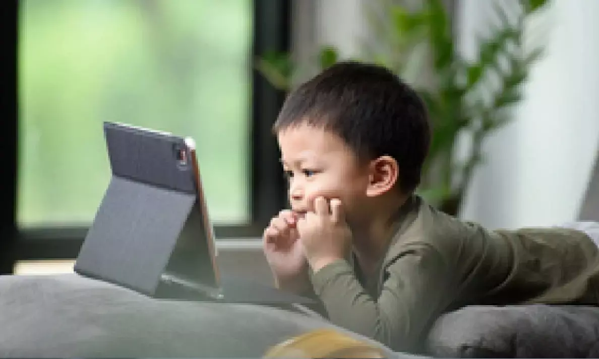 Excessive screen time, trauma can cause behavioural issues in kids: Experts