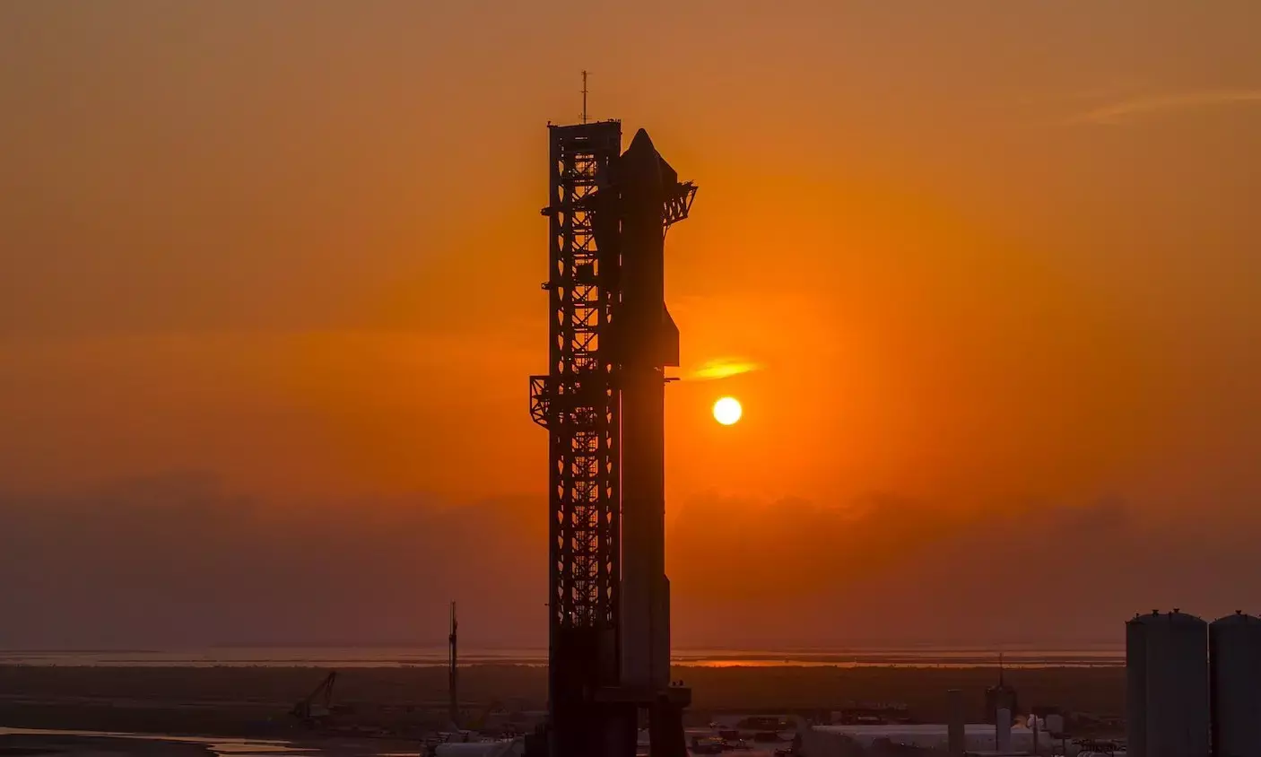 NASA Looks Forward To Next Starship Test