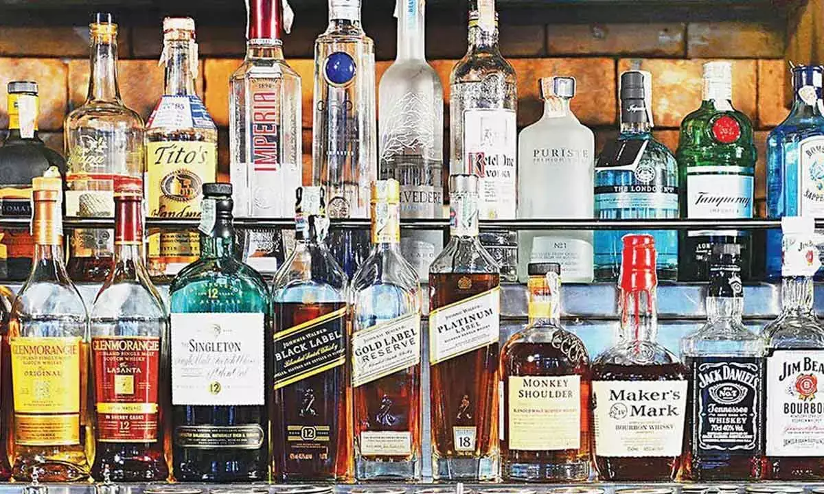 AP Gets Rs 1800 Cr From IMFL Outlet Applicants