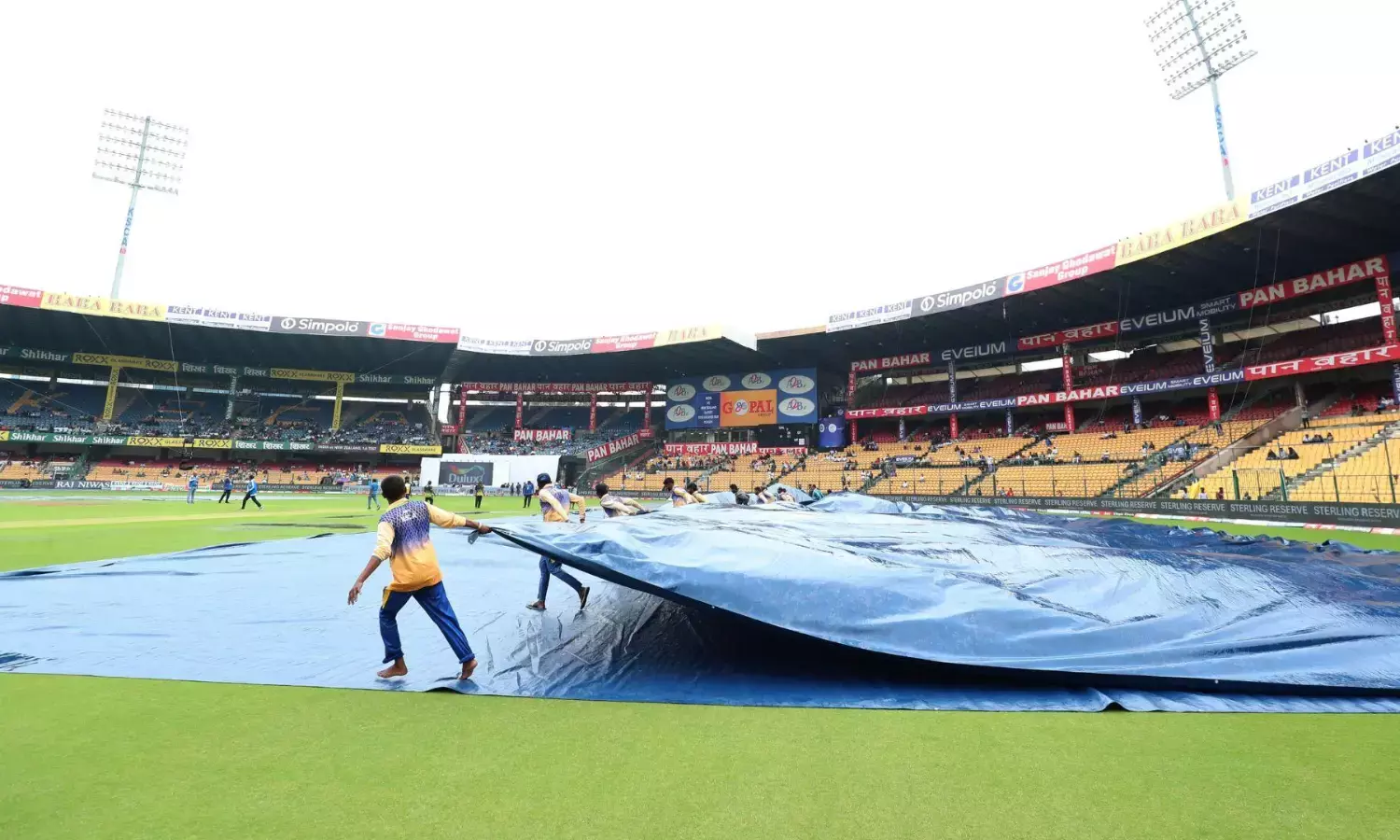 India vs New Zealand Live Score 1st Test Day 1: Rainy conditions in Bengaluru; no hint of toss in the second session
