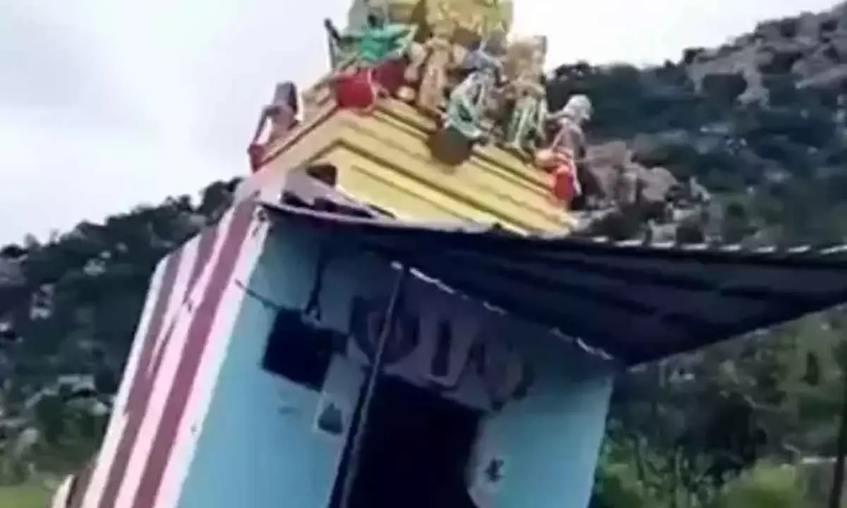 Miscreants Damage Temple Walls In AP